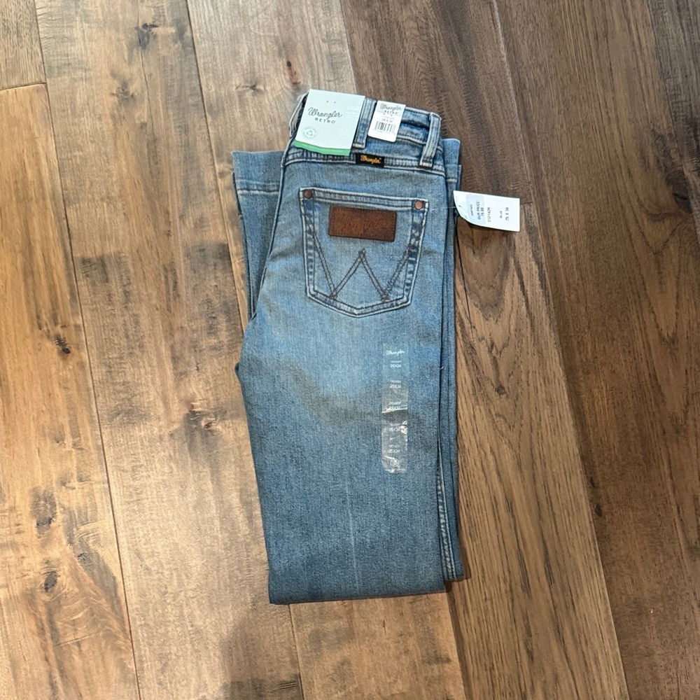 Women’s Blue Jeans Wrangler Retro Trouser Size 25x34